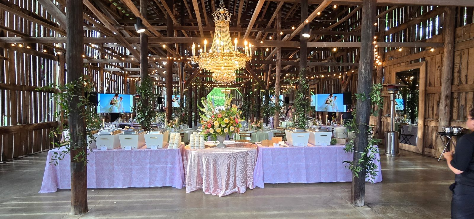 Private event at a barn venue at Southall, Franklin, TN, with AV by Nashville Visual, photo 1