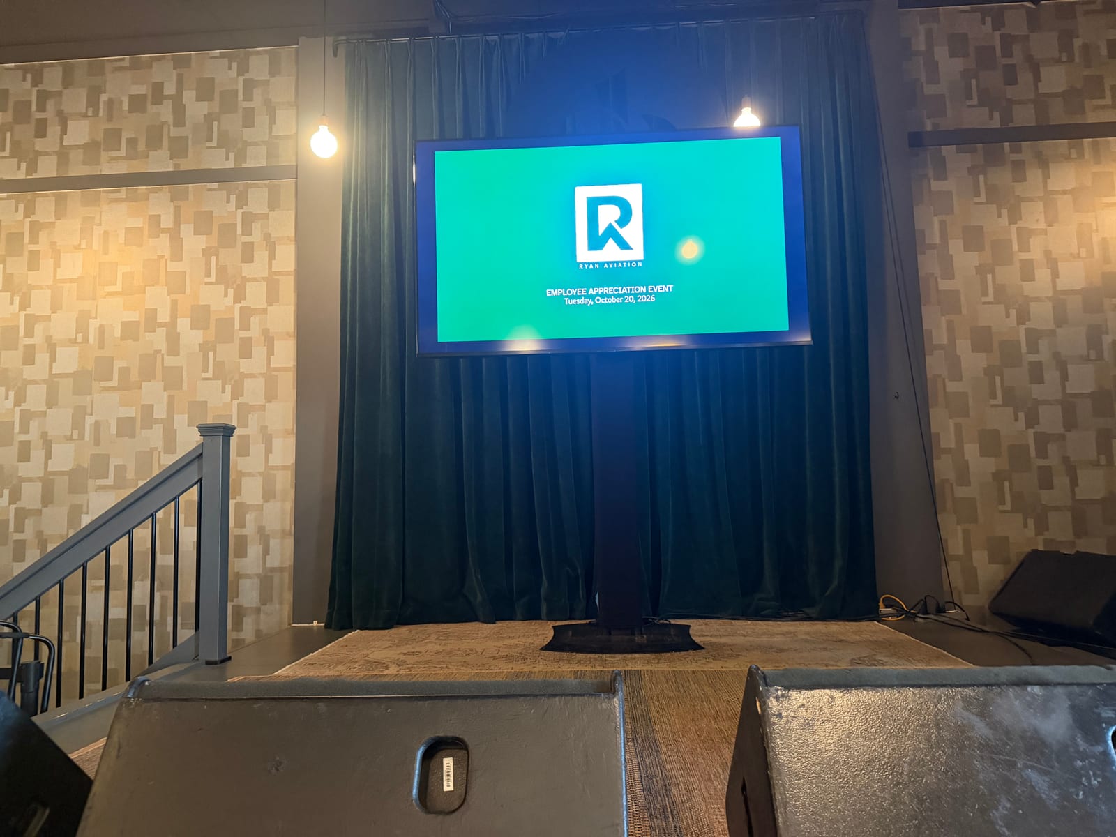 Small corporate event at Anzi Blue, Nashville, TN, with AV by Nashville Visual