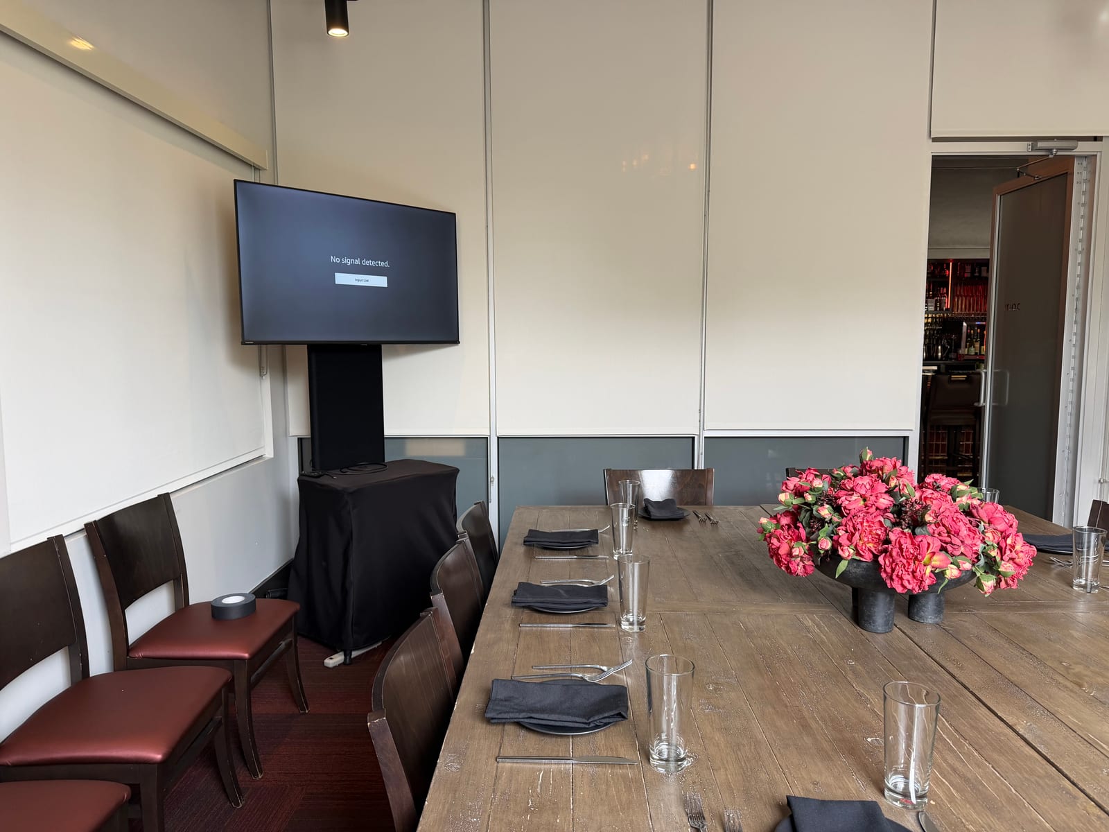 Small corporate meeting at Etch Franklin, Franklin, TN, with AV by Nashville Visual