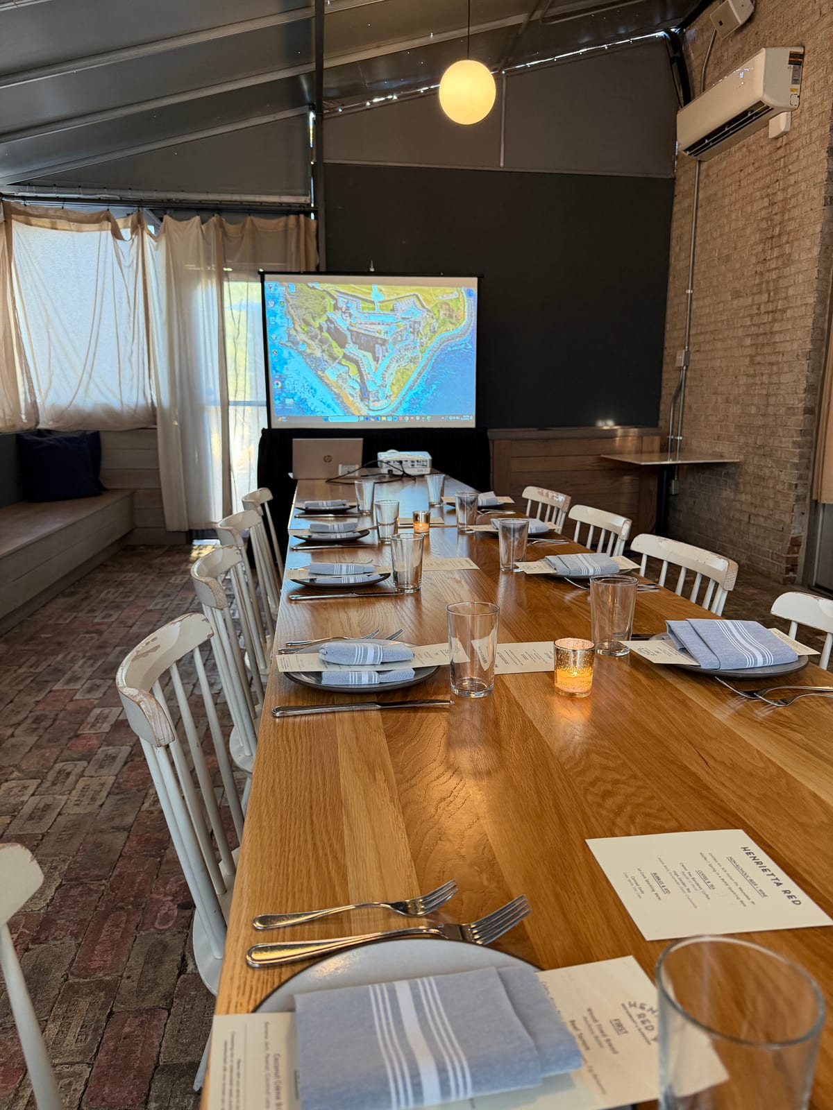 Pharma dinner meeting at Henrietta Red, Nashville, TN, with AV by Nashville Visual, photo 1